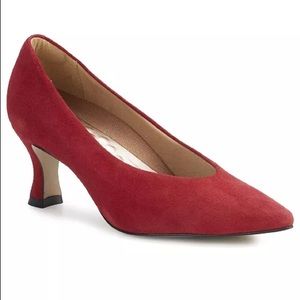 Red suede Pump 7.5M Sasha